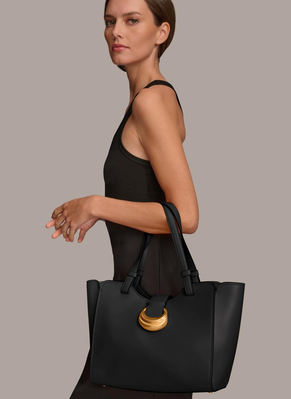 Donna Karan Crossbody Bags And Satchels | Women VALLEY STREAM TOTE Black/gold