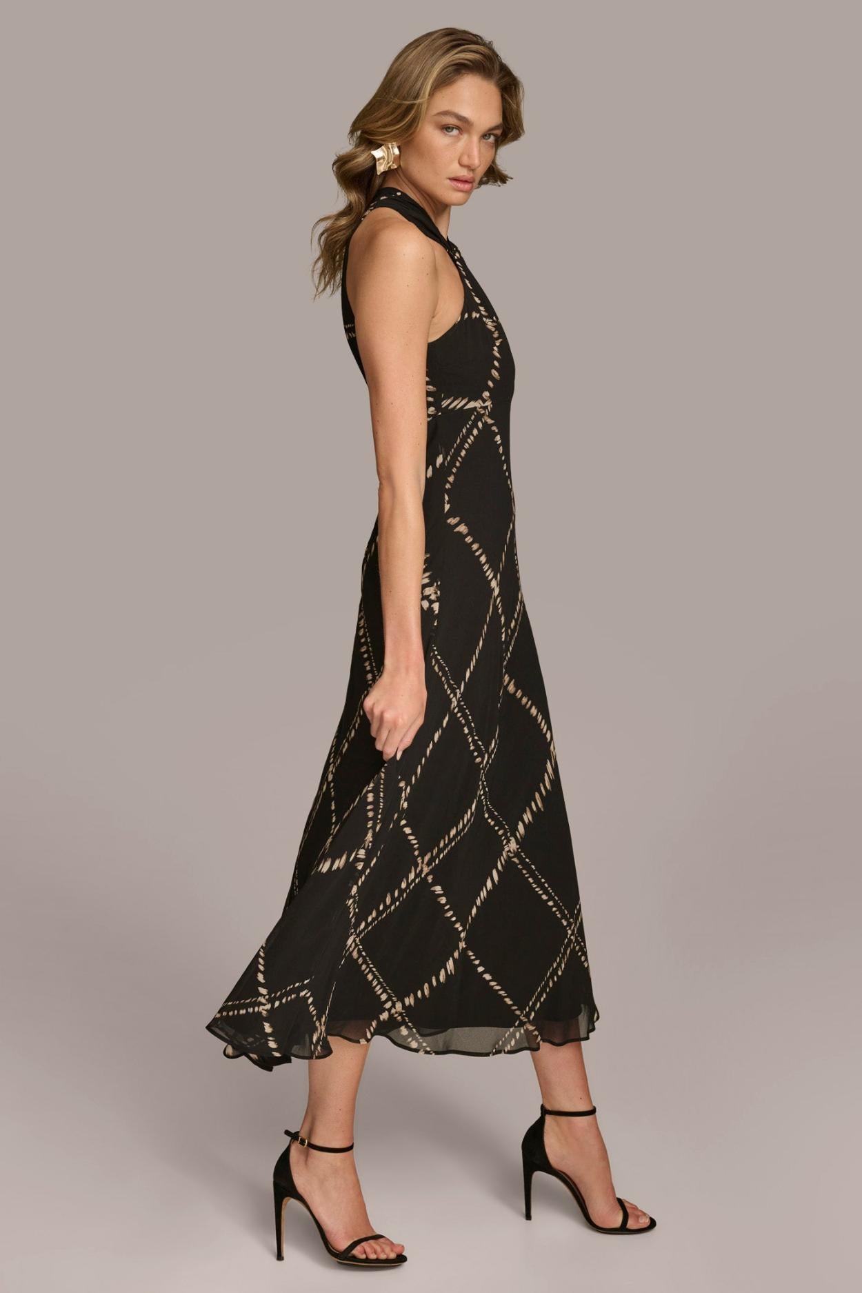 Donna Karan Dresses And Jumpsuits | Women CHIFFON HALTER MIDI DRESS Black/sand Multi