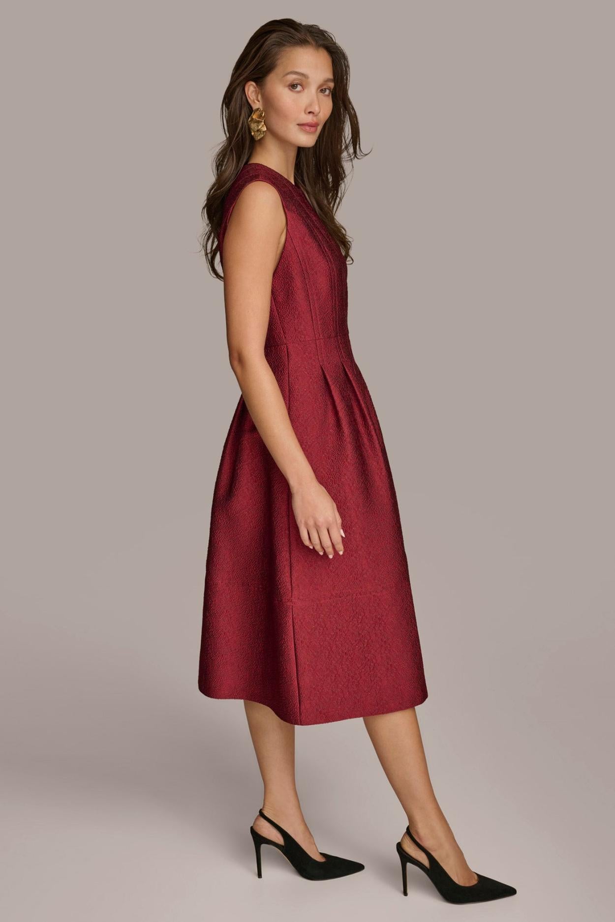 Donna Karan Dresses And Jumpsuits | Women PEBBLE JACQUARD FIT AND FLARE DRESS Cabernet