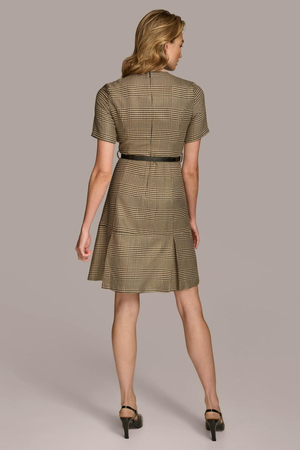 Donna Karan Dresses And Jumpsuits | Women PLEATED PLAID DRESS WITH BELT Black/fawn/gold