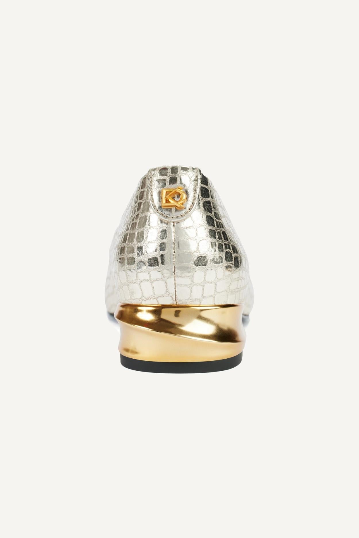 Donna Karan Flats And Loafers | Women SAVITA POINTED FLAT White Gold